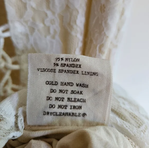 NWOT Glastonbury Dress - Picture 16 of 16